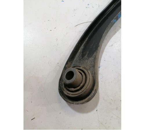 Рычаг подвески задний нижний правый