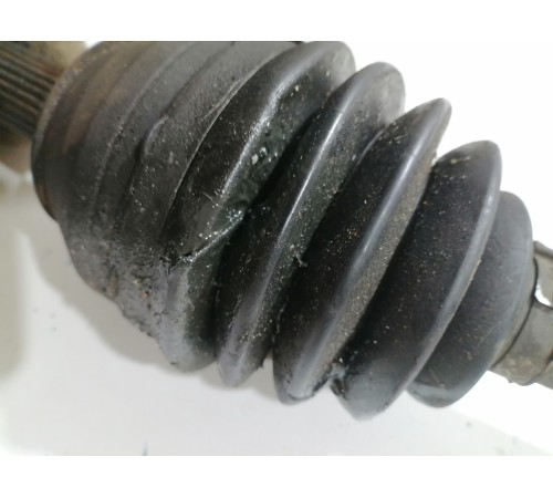 Привод (полуось) передний правый