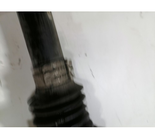 Привод (полуось) передний правый