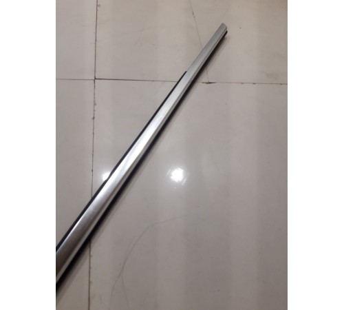 Уплотнитель стекла (задний правый наружный)