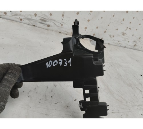 Кронштейн(крепление) салона задний правый